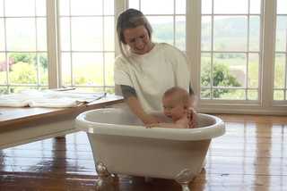 Cuidados com o bebê na hora do banho 3 | Blog Infanti